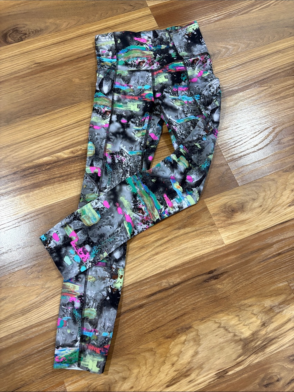 Lululemon pocket LeggingsNWOT woman’s 0 girls 10/12